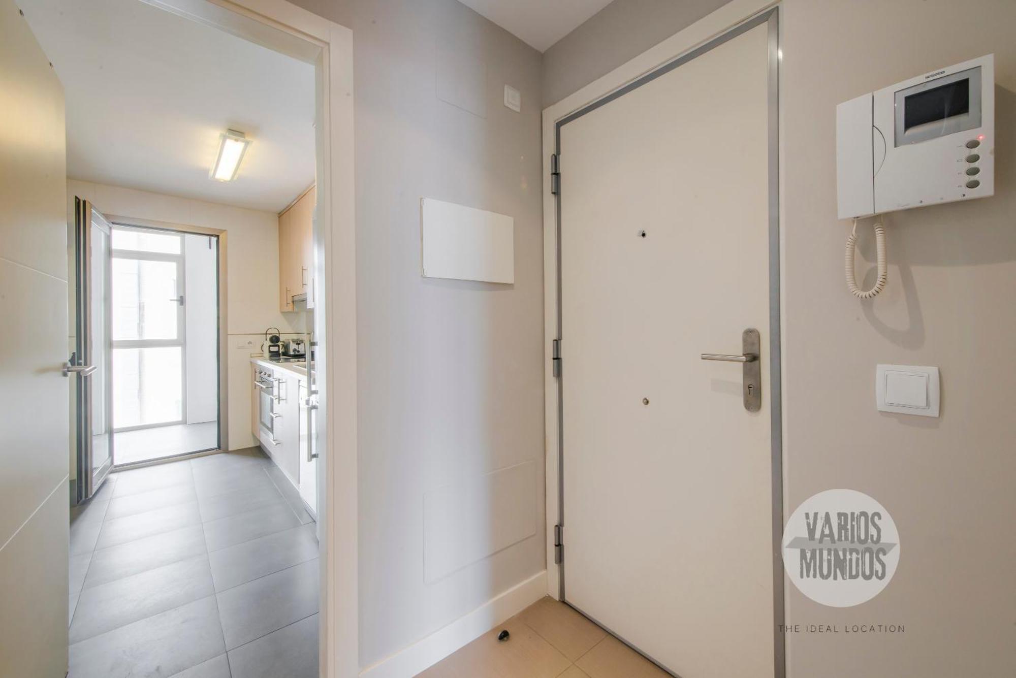 Smart 6 En Adrian Pulido Con Parking Apartamento