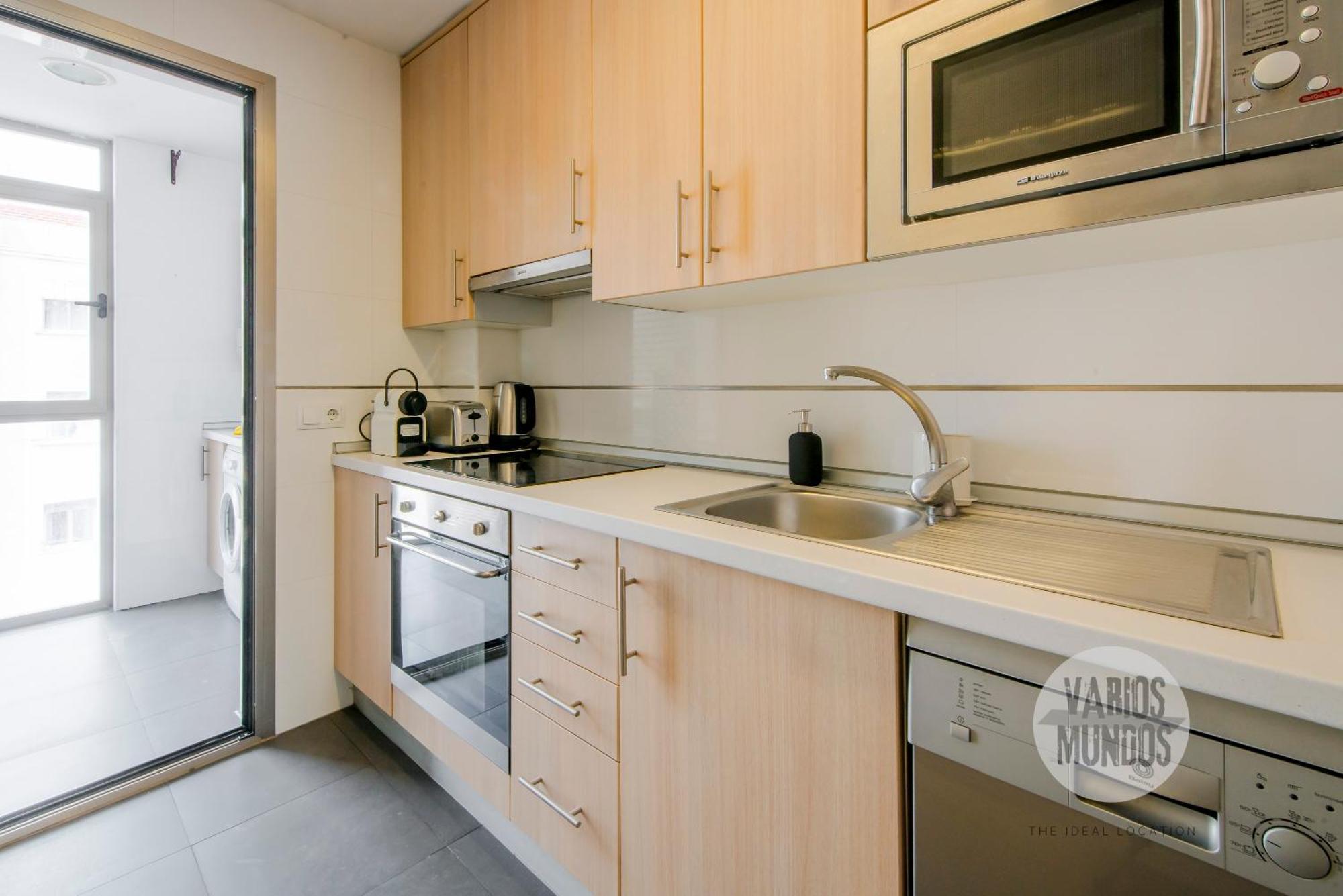 Apartamento Smart 6 En Adrian Pulido Con Parking Madrid